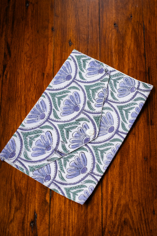 Book Envelope - Lavender Daisy