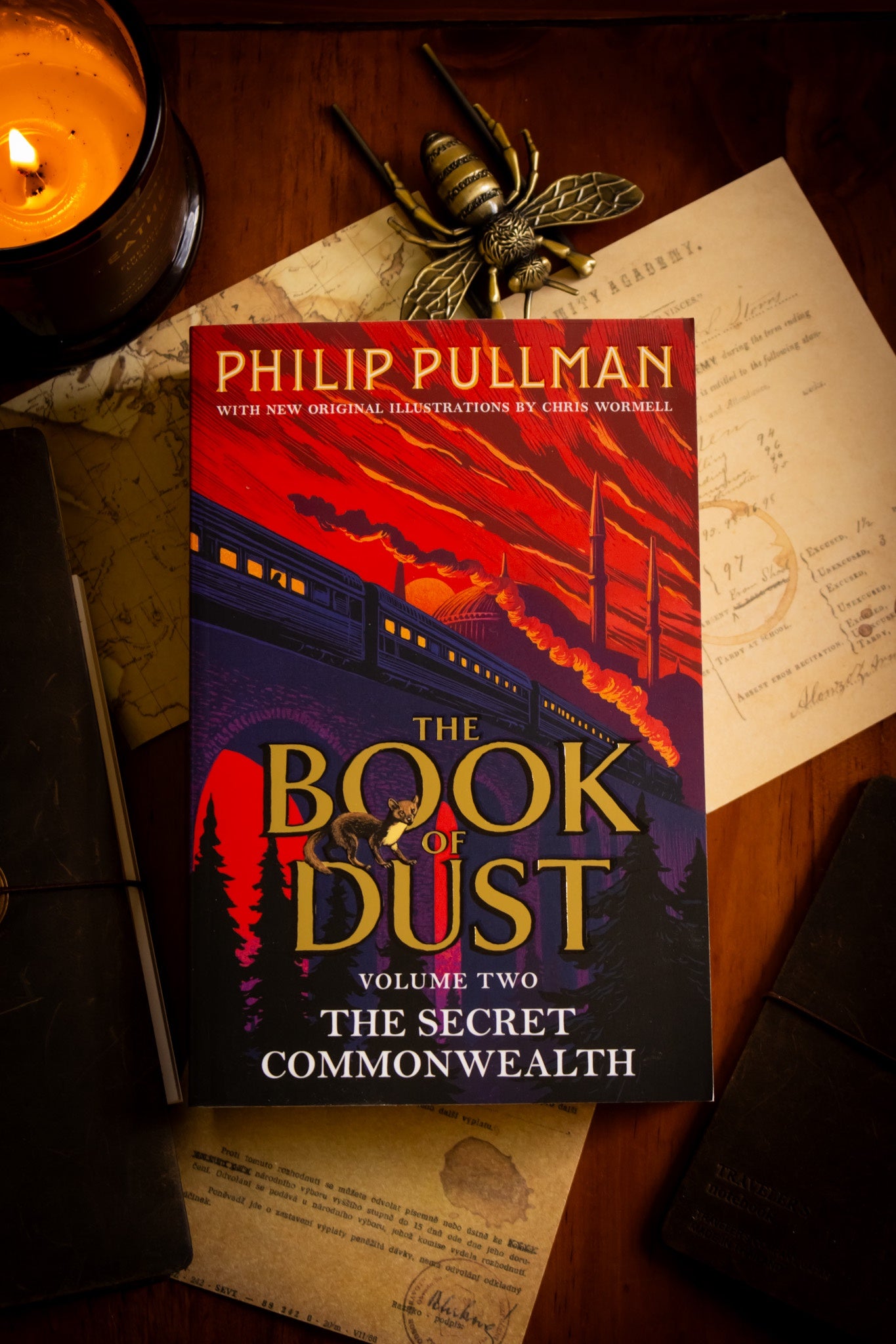 Secret Commonwealth: The Book of Dust Vol. 2