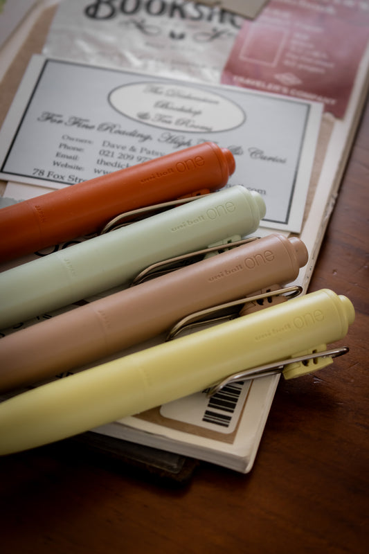 Gel Pen Uni-ball ONE - Mandarin