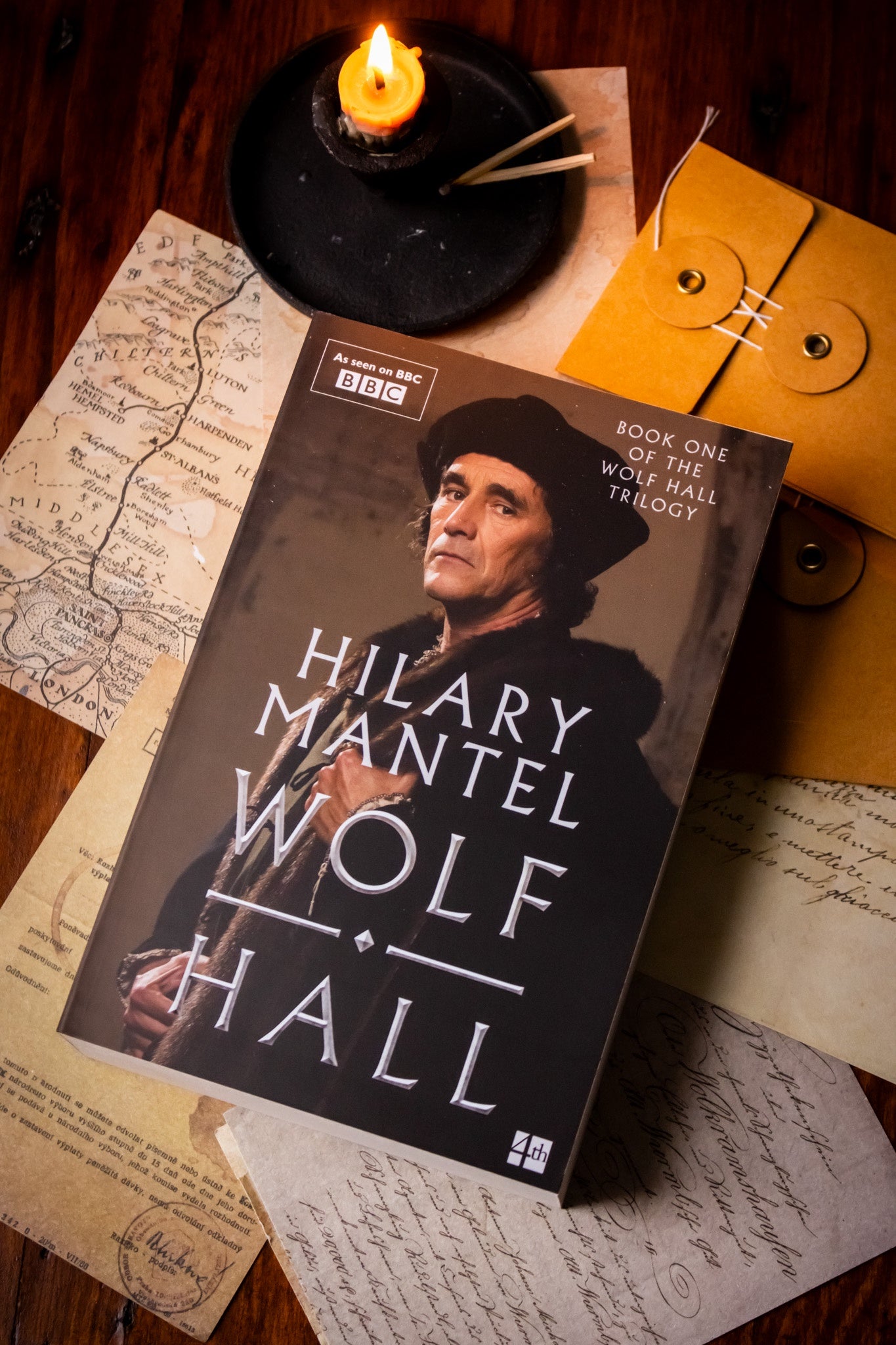 Wolf Hall (Tie-in Edition)