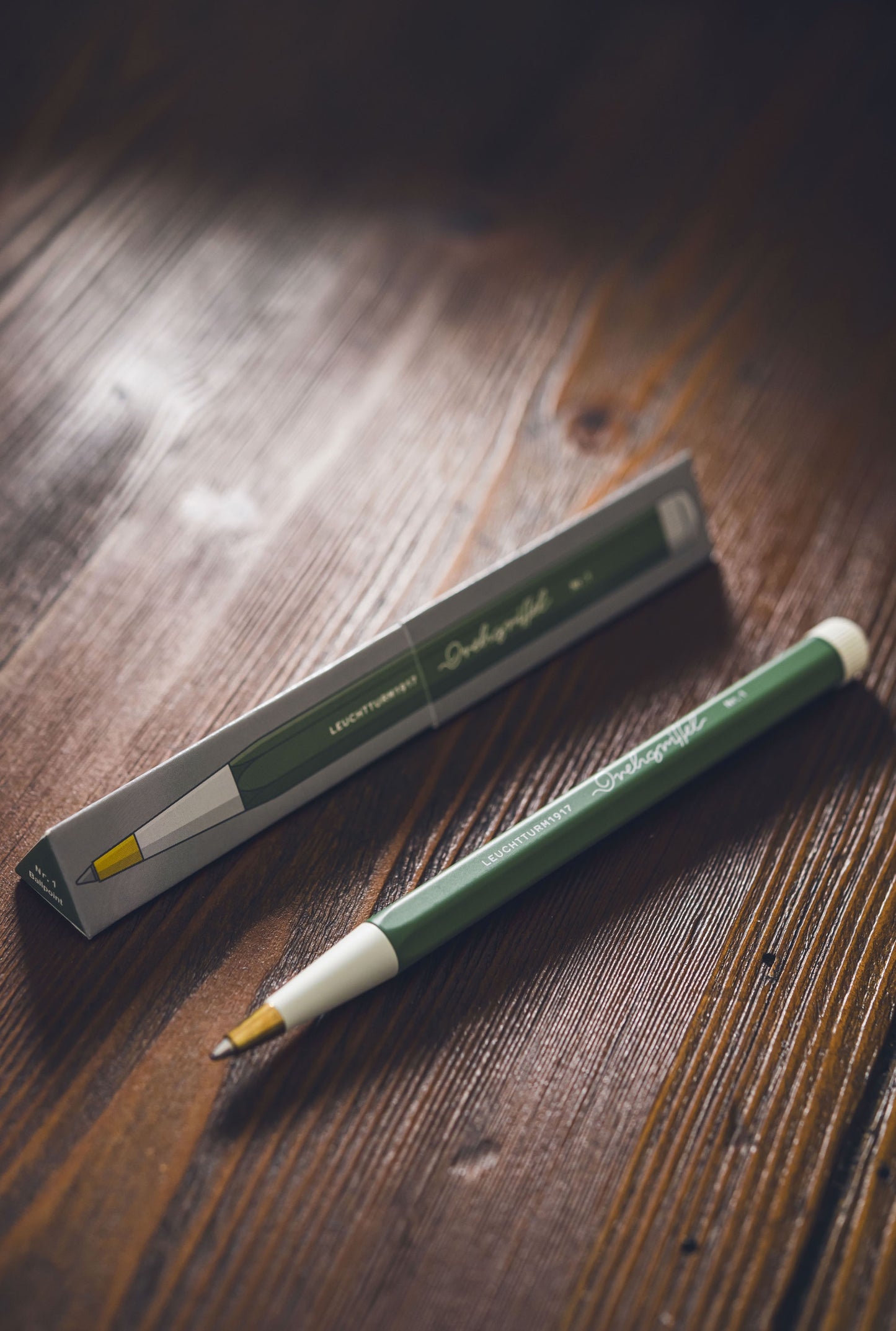 Drehgriffel Nr. 1 - Olive