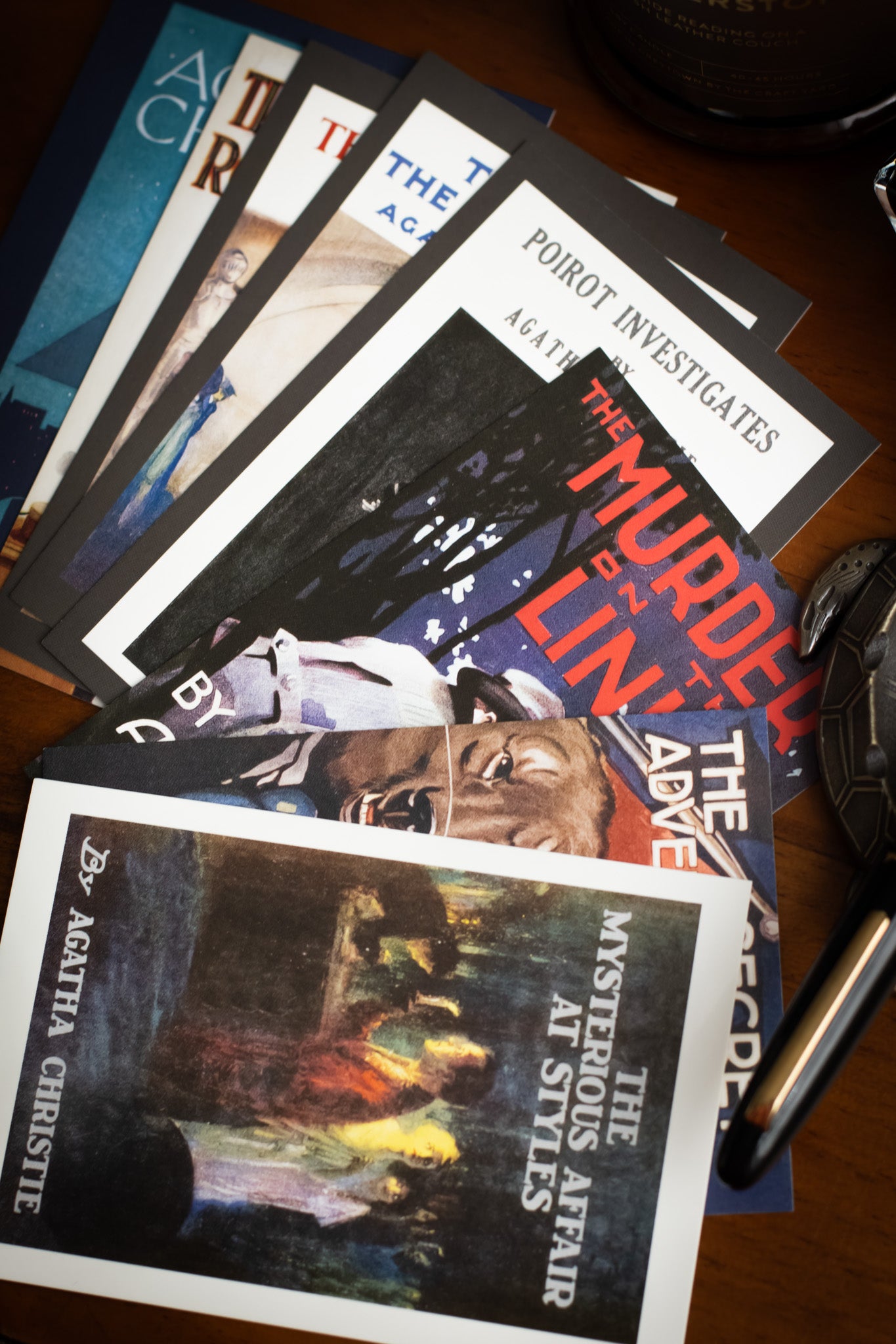 Agatha Christie Classic Book Covers: 100 Postcards