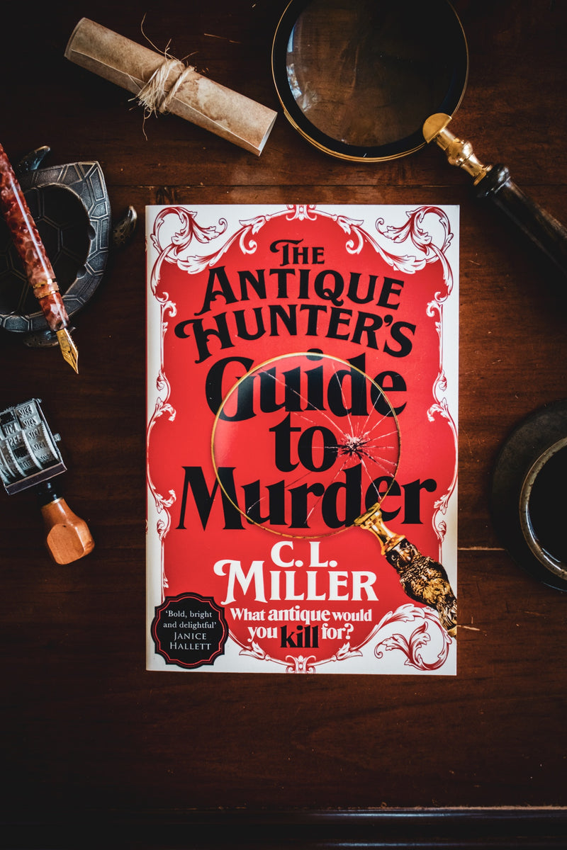 Antique Hunter’s Guide to Murder