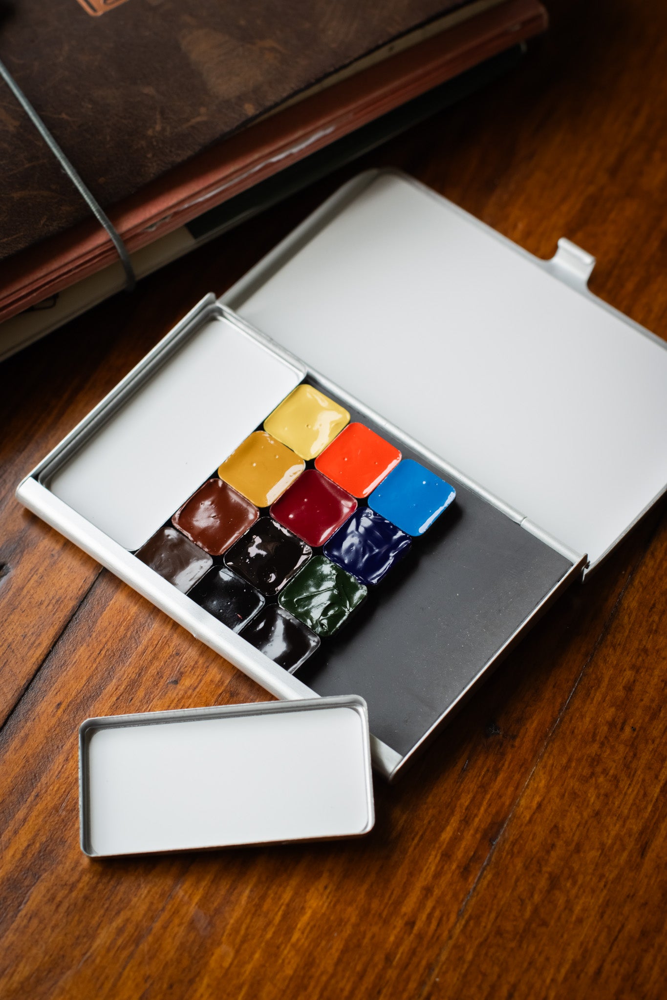 Watercolour Palette - Explore (Pre-Filled)