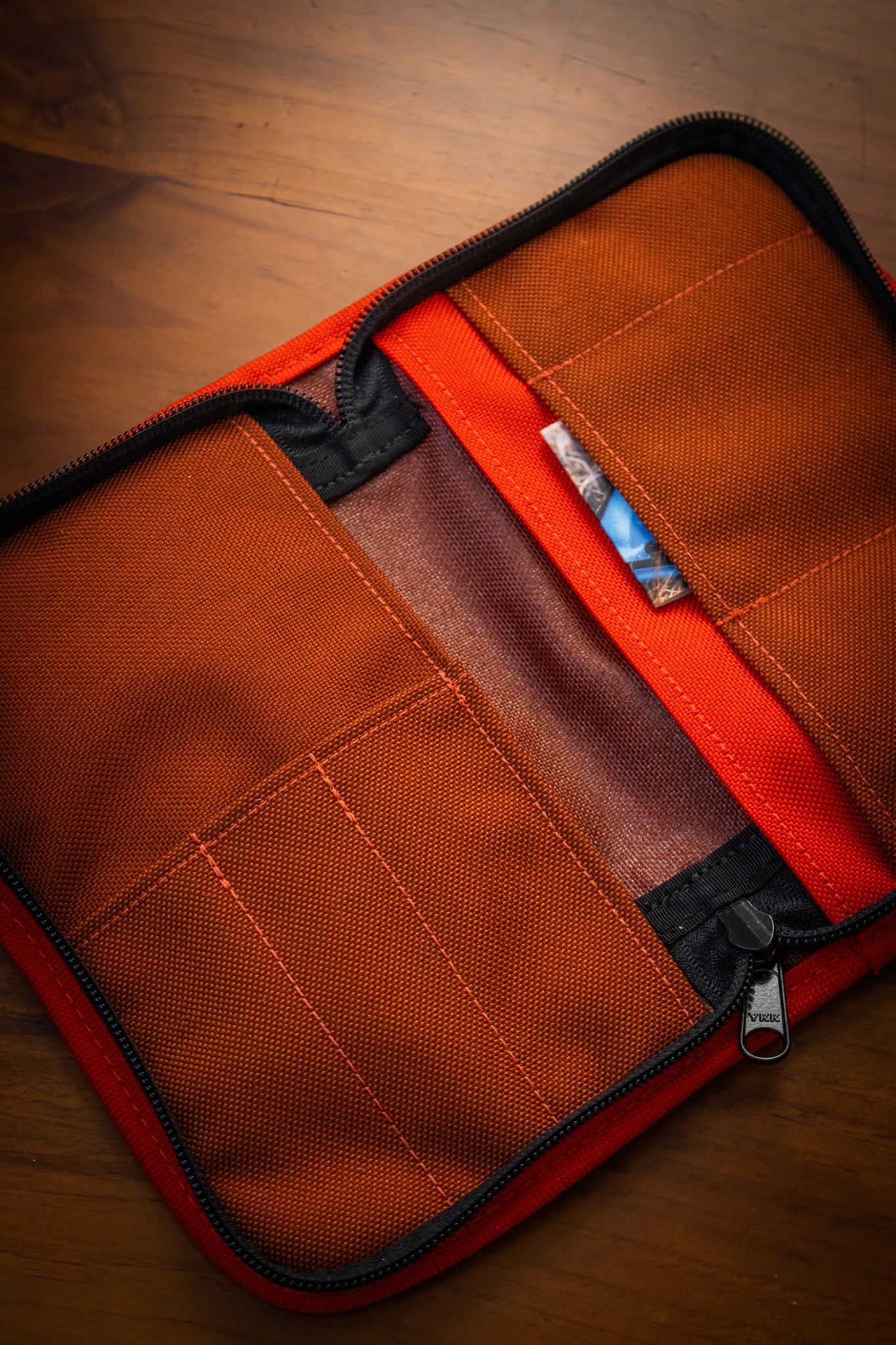 Art Toolkit Zip Case - Dueotone Desert