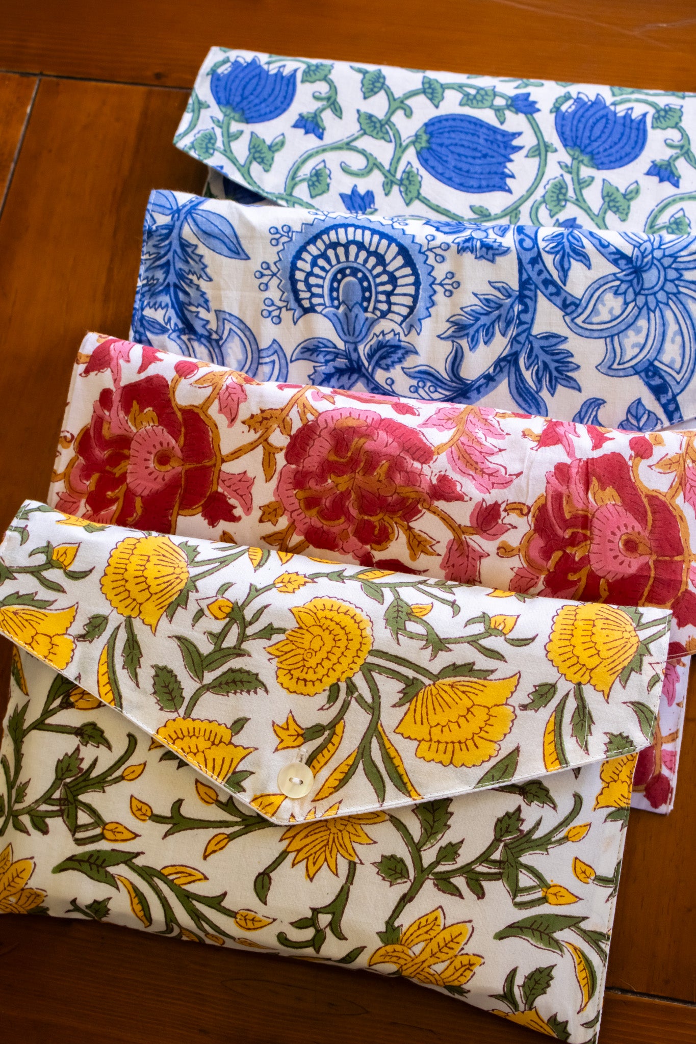 Book Envelope - Azure & White Floral