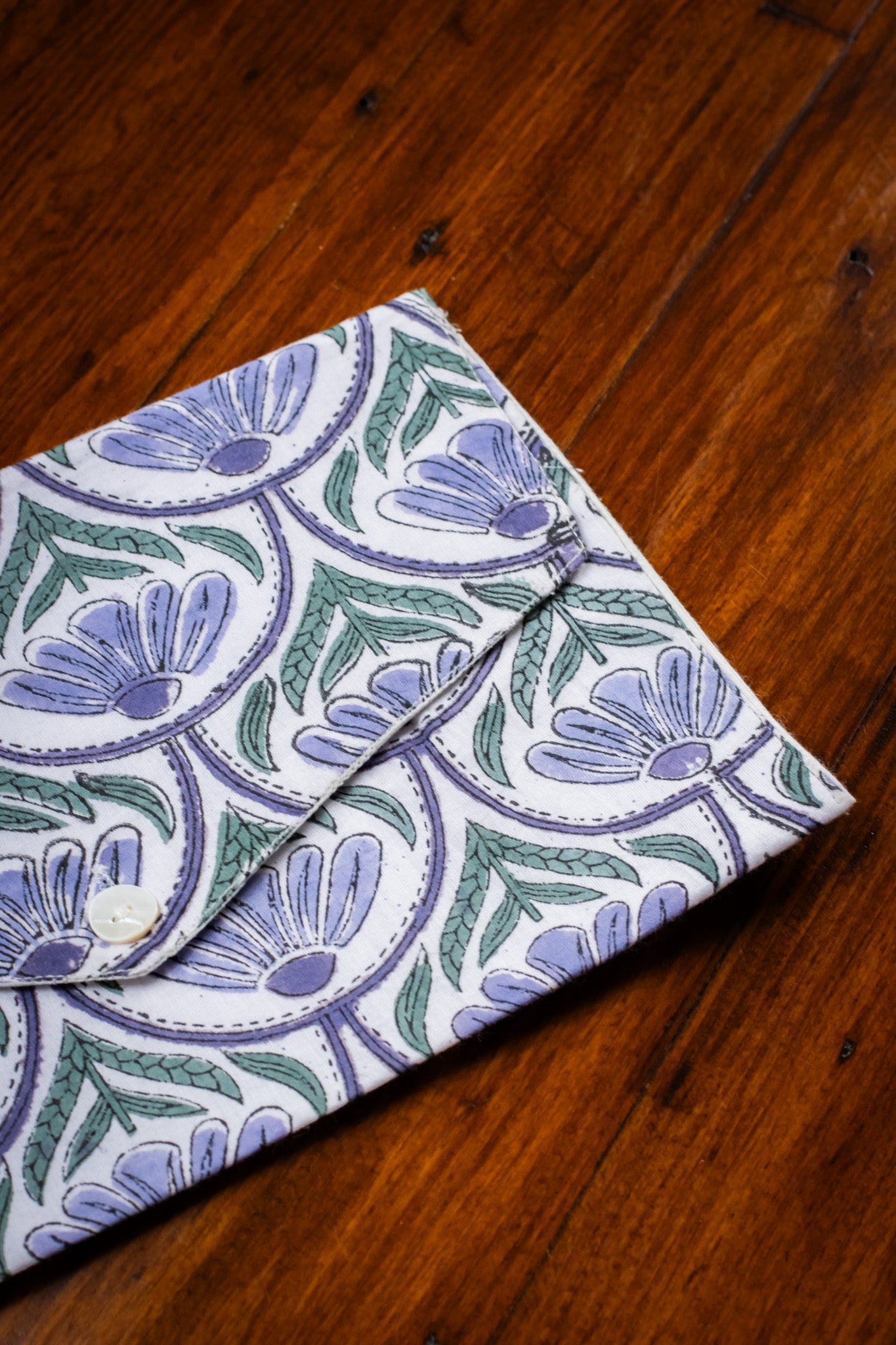 Book Envelope - Lavender Daisy