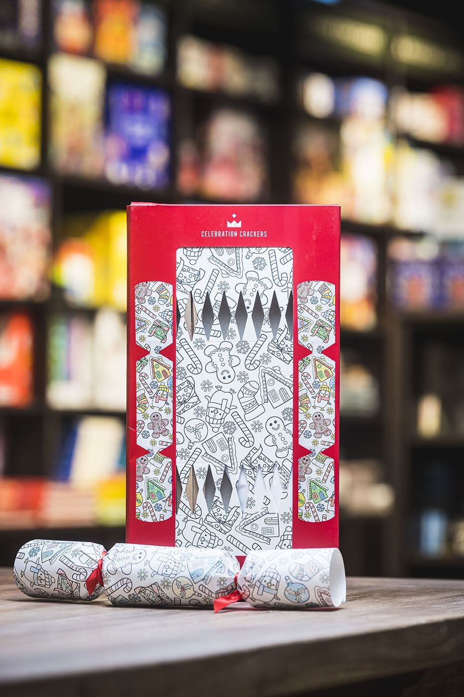 Colour Me In Christmas Crackers