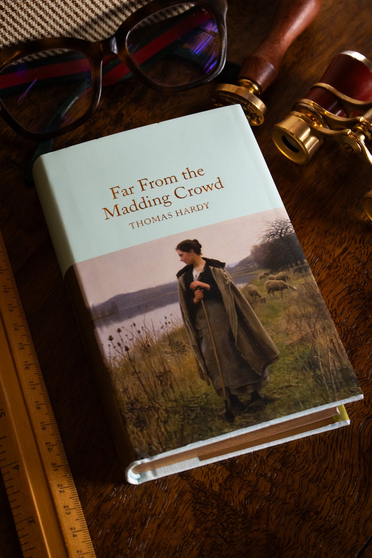Far From The Madding Crowd (Collector's Library)