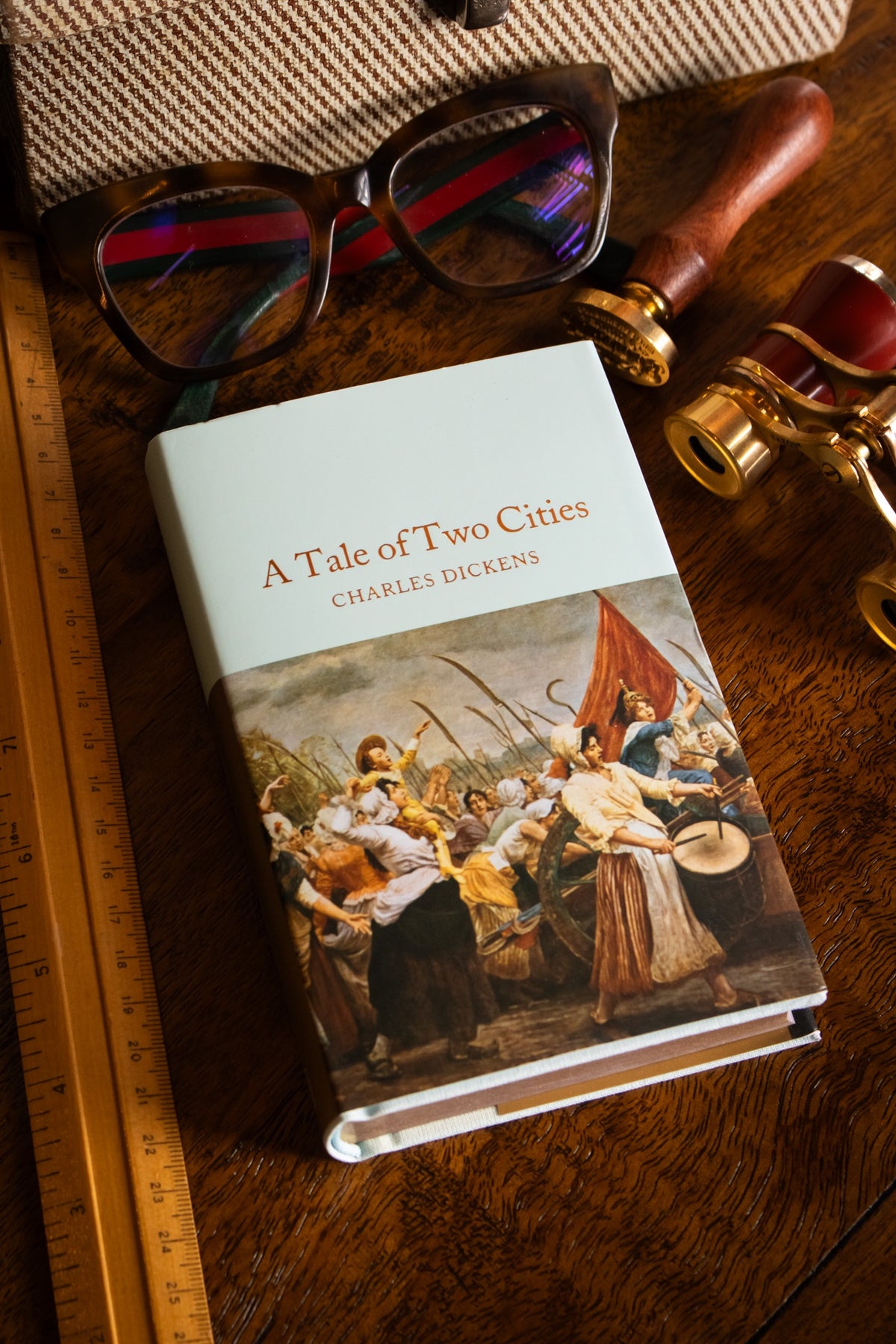 Tale of Two Cities (Collector's Library)