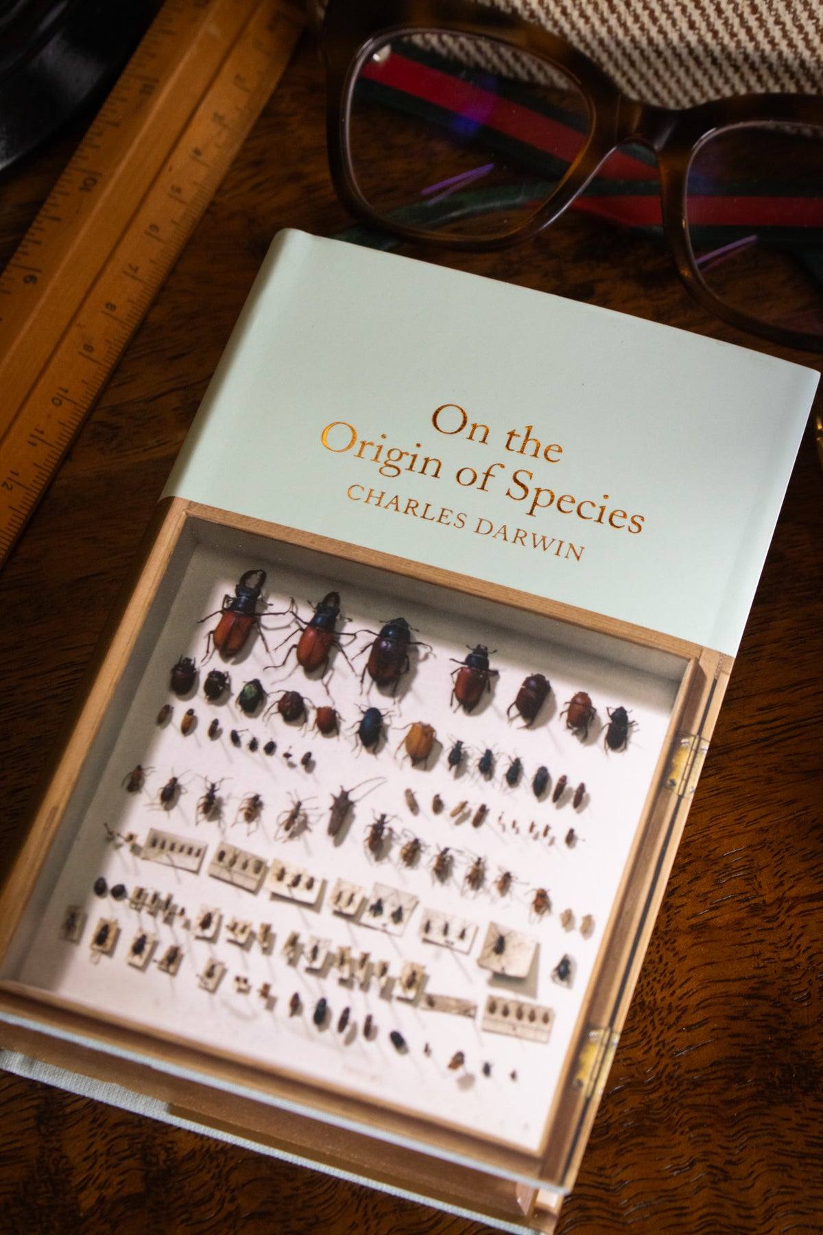 On The Origin of Species (Collector's Library)