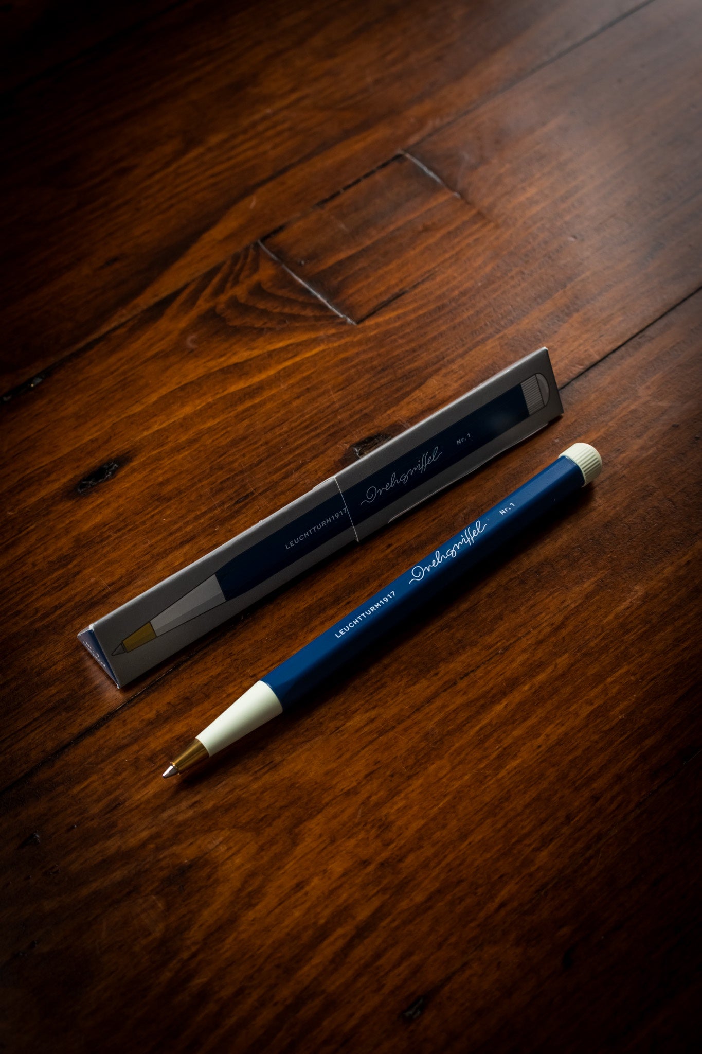 Drehgriffel Nr. 1 - Indigo