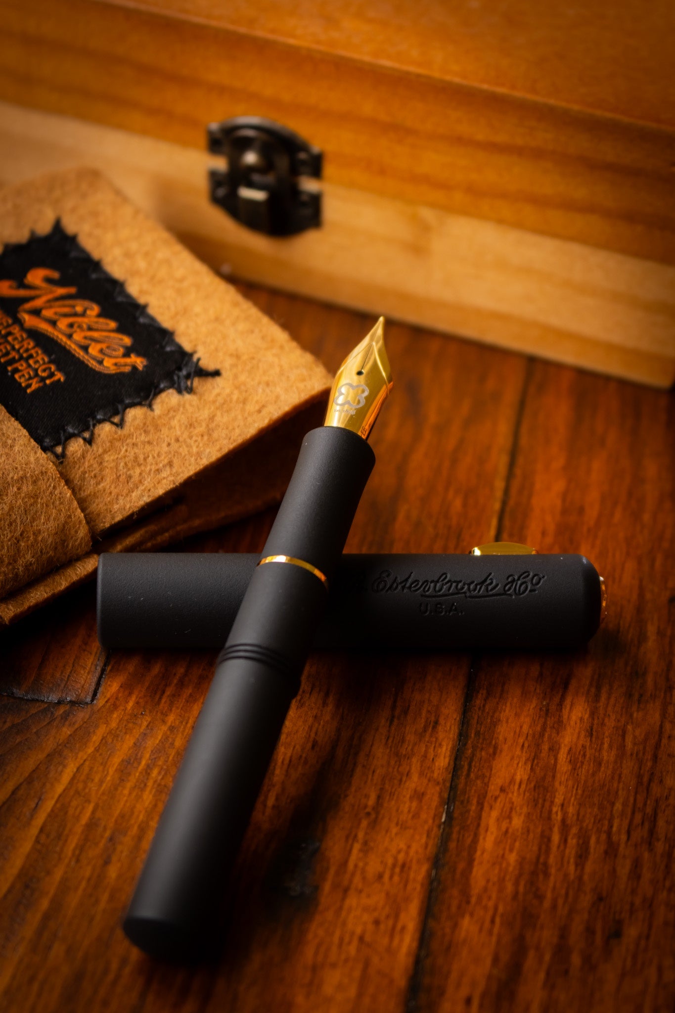 Niblet - Black Raven