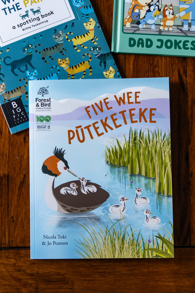 Five Wee Pūteketeke