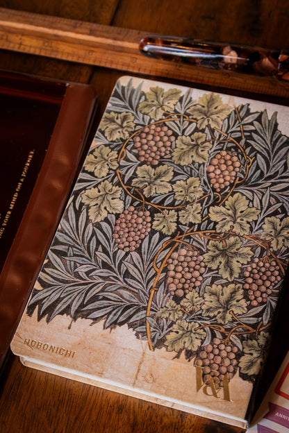 HON A6 - V&A Series: Vine