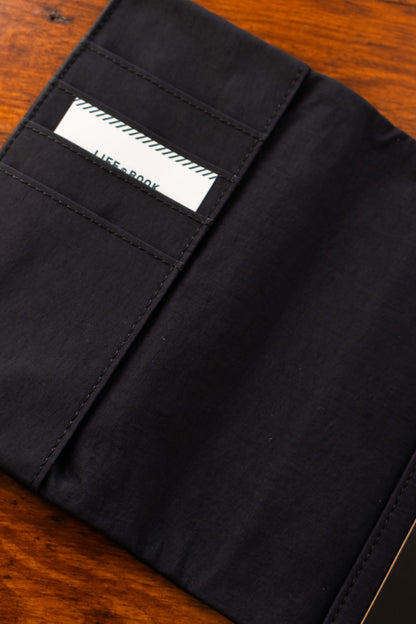 Original A6 Cover - Tragen: Black