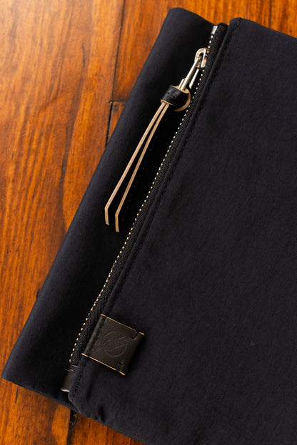 Original A6 Cover - Tragen: Black