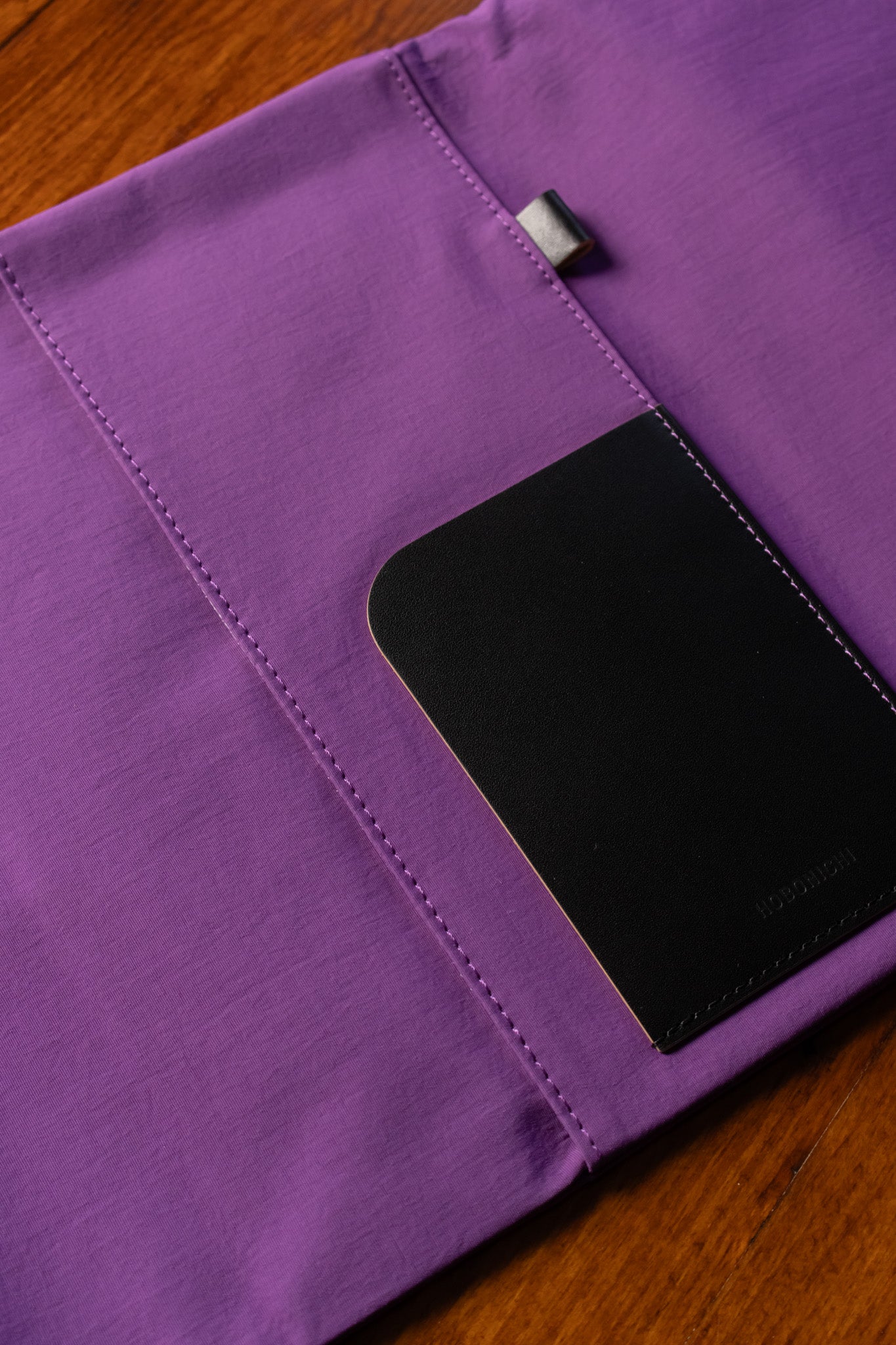 Cousin A5 Cover - Tragen: Purple
