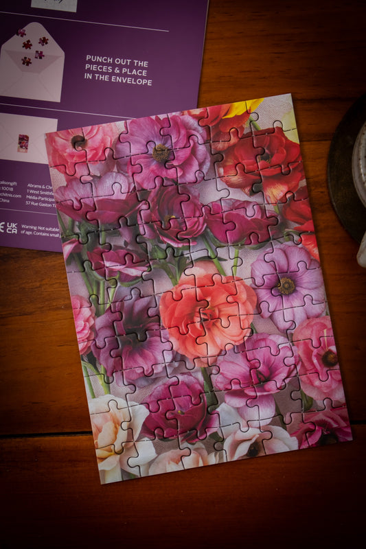 Puzzle Greeting Card: Ranunculus