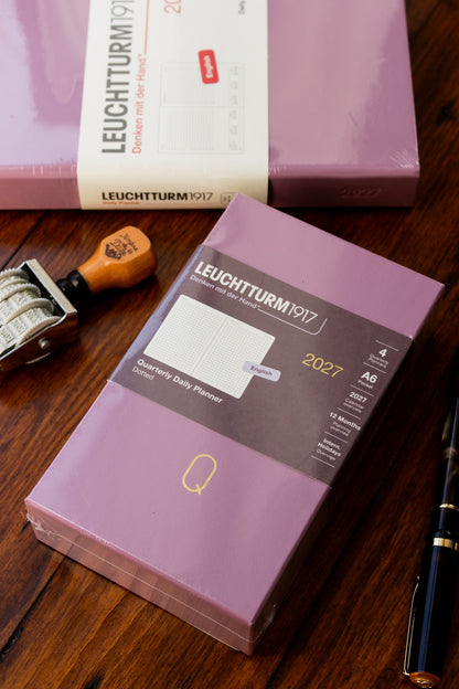 2027 Quarterly Daily Planner - Rose