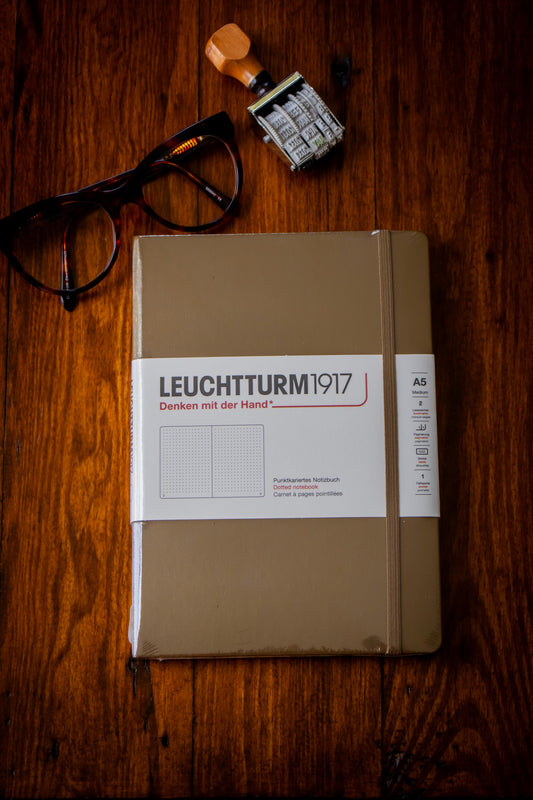 A5 Hard - Spice Brown Dotted