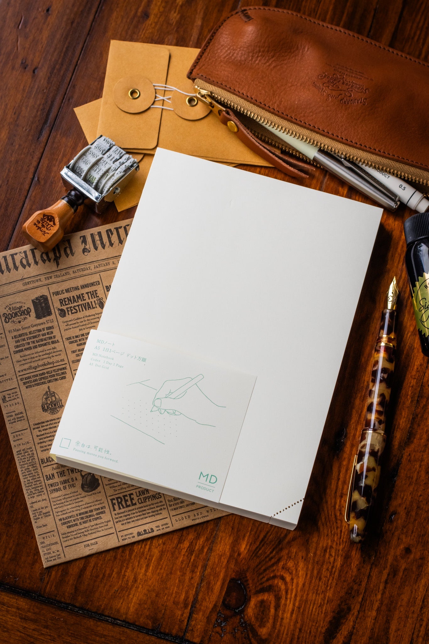 MD: Notebook A5 Codex Dot Grid
