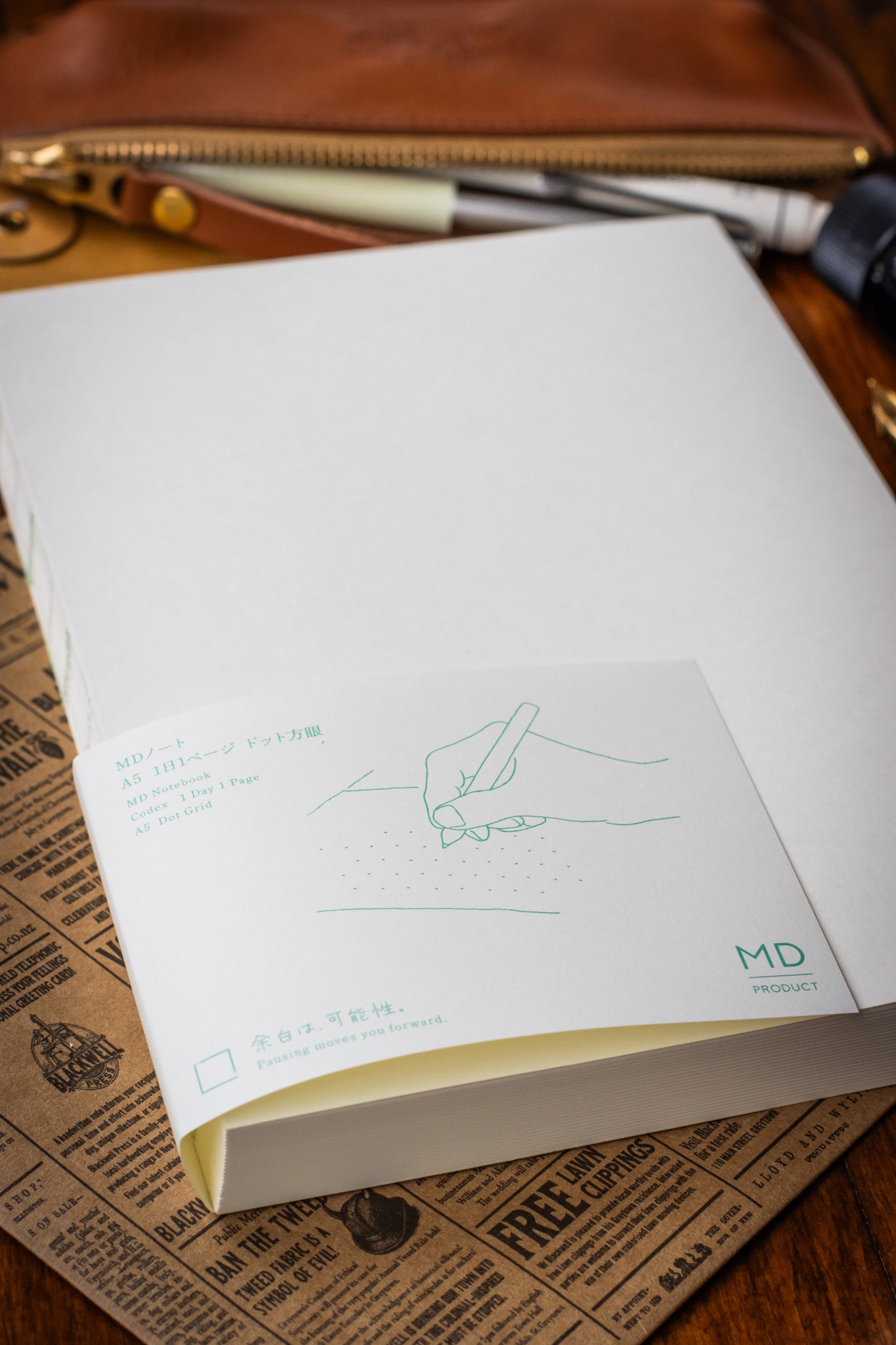 MD: Notebook A5 Codex Dot Grid