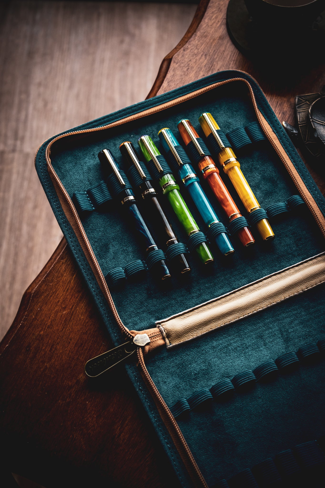 20 Pen Zipper Case - Tan