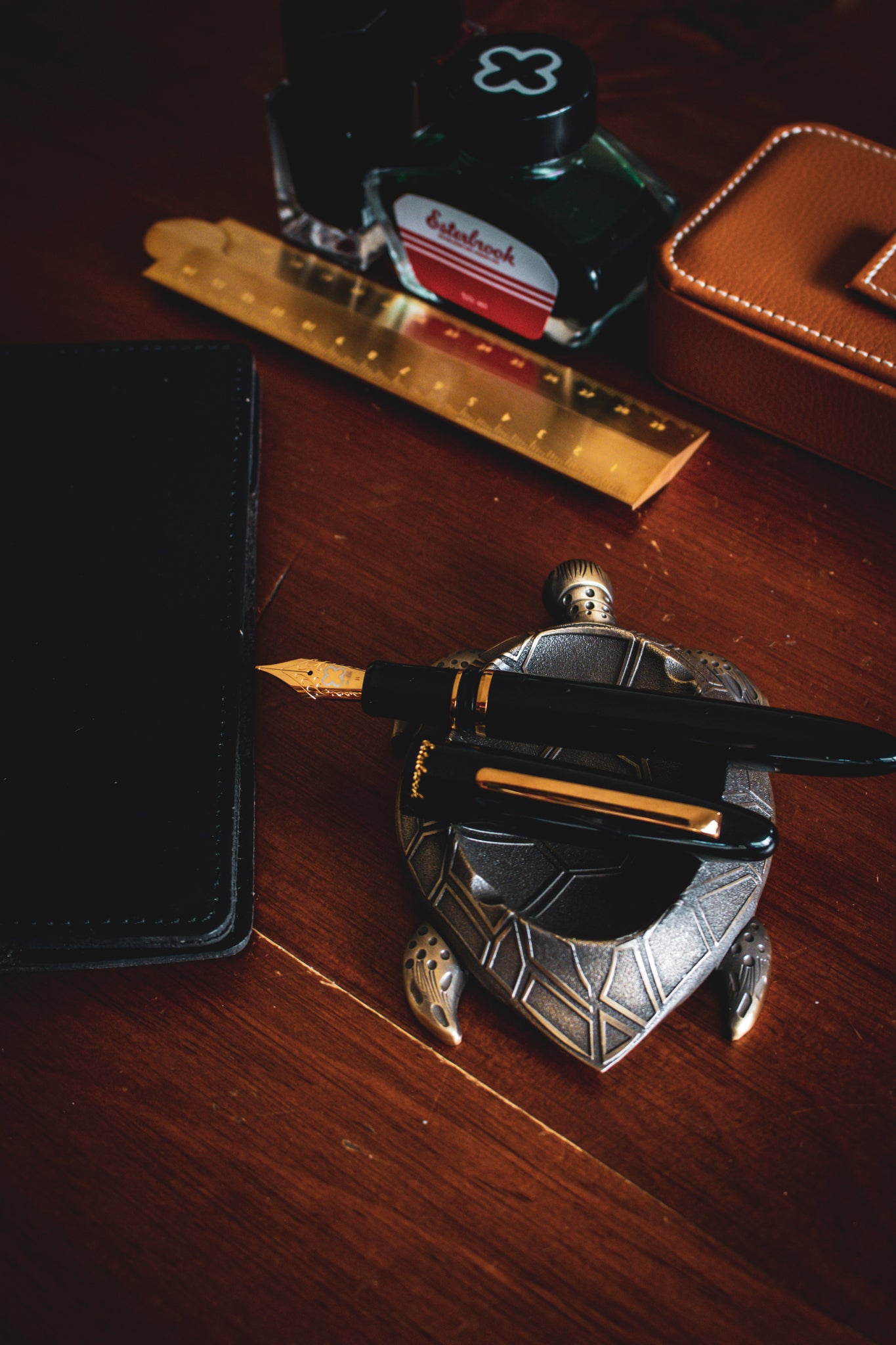 Estie Ebony - Gold Trim