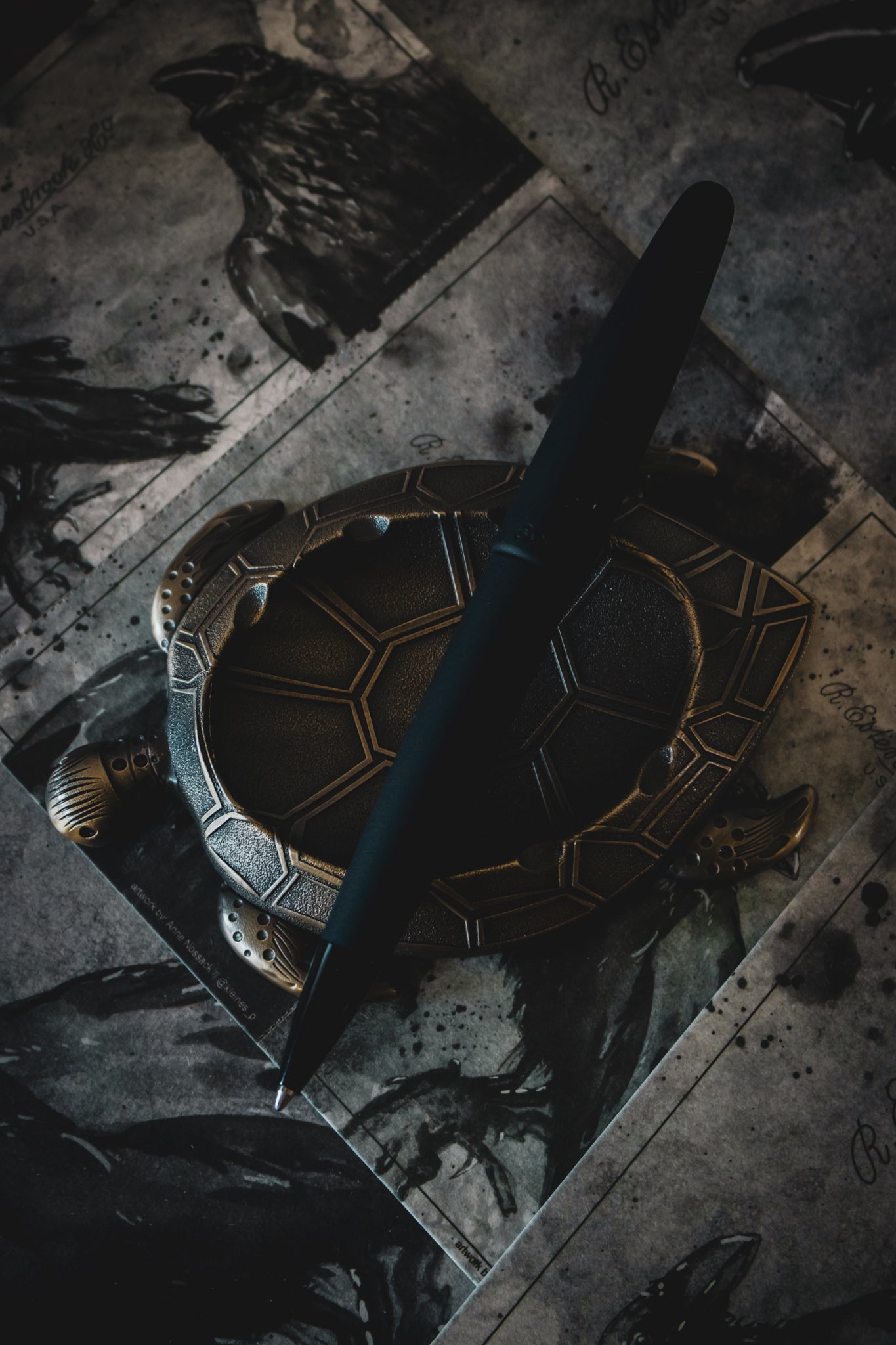 Estie Raven - Ballpoint