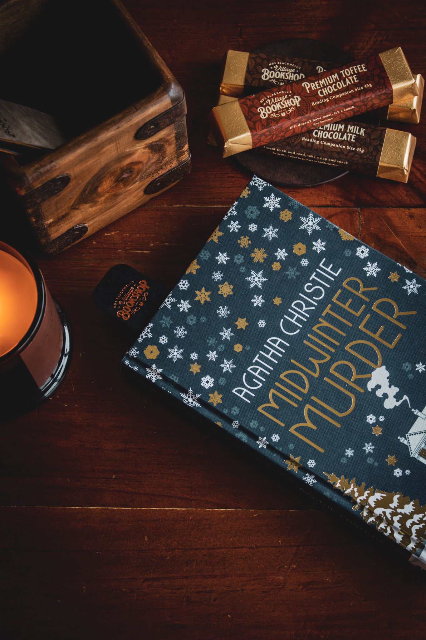 Midwinter Murder (Hardcover)