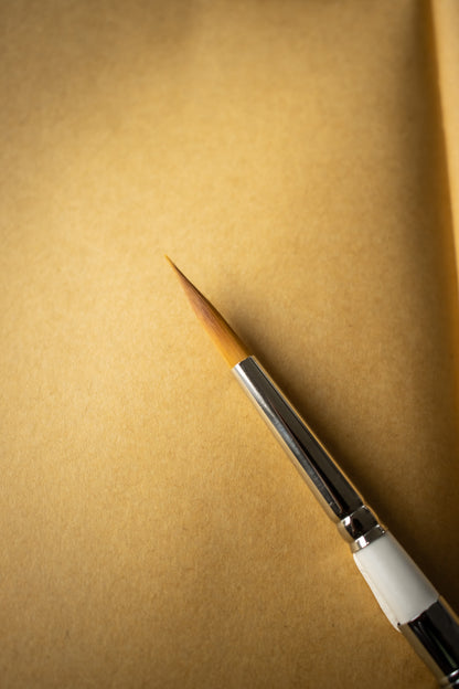 R10 Travel Brush, Pointed - SIZE 8