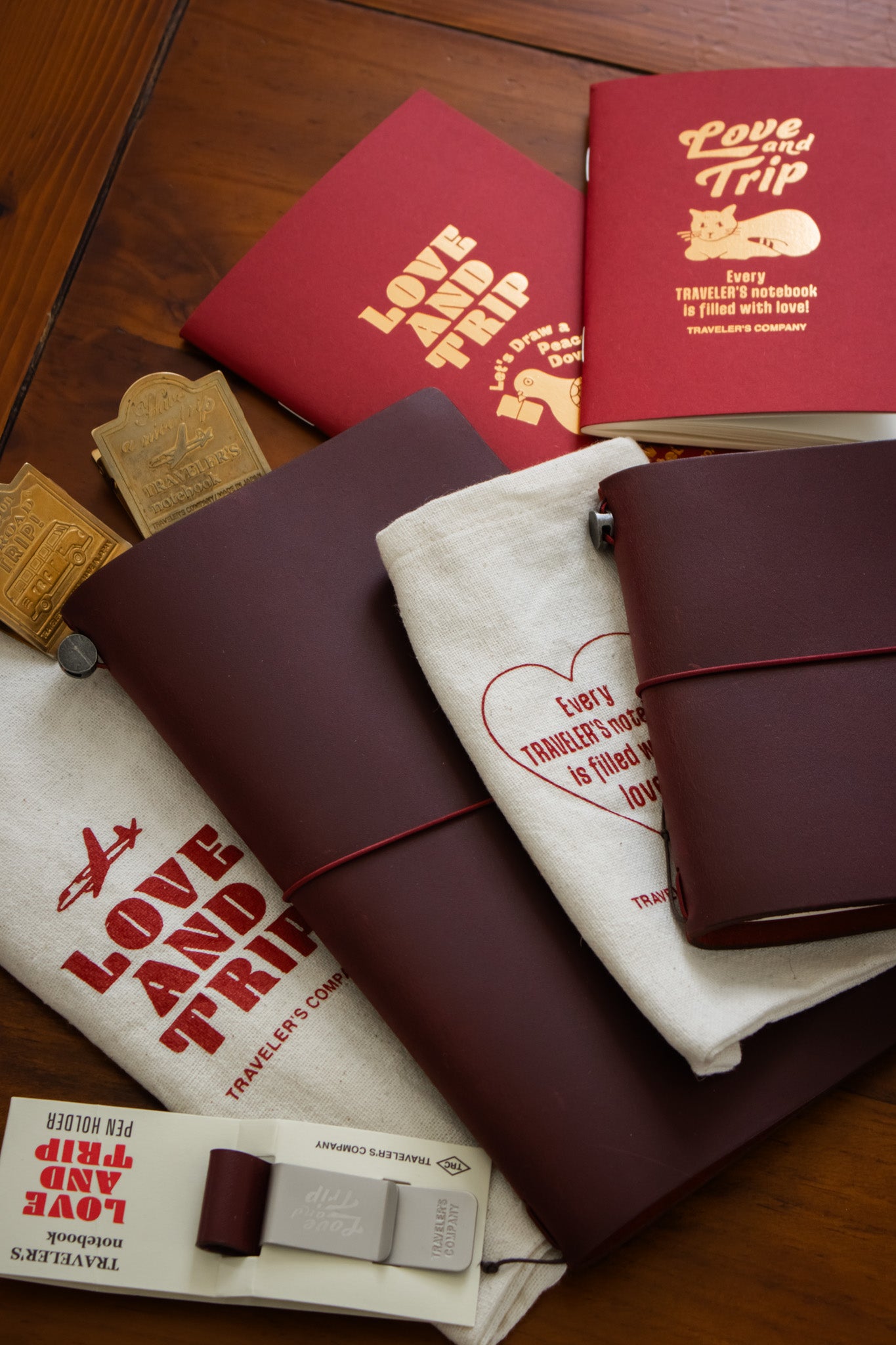 TRAVELER'S Notebook Leather Cover Passport - Red (Love & Trip)