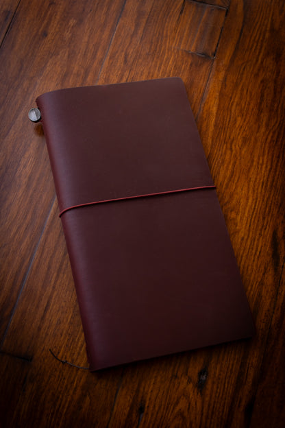 TRAVELER'S Notebook Leather Cover - Red  (Love & Trip)