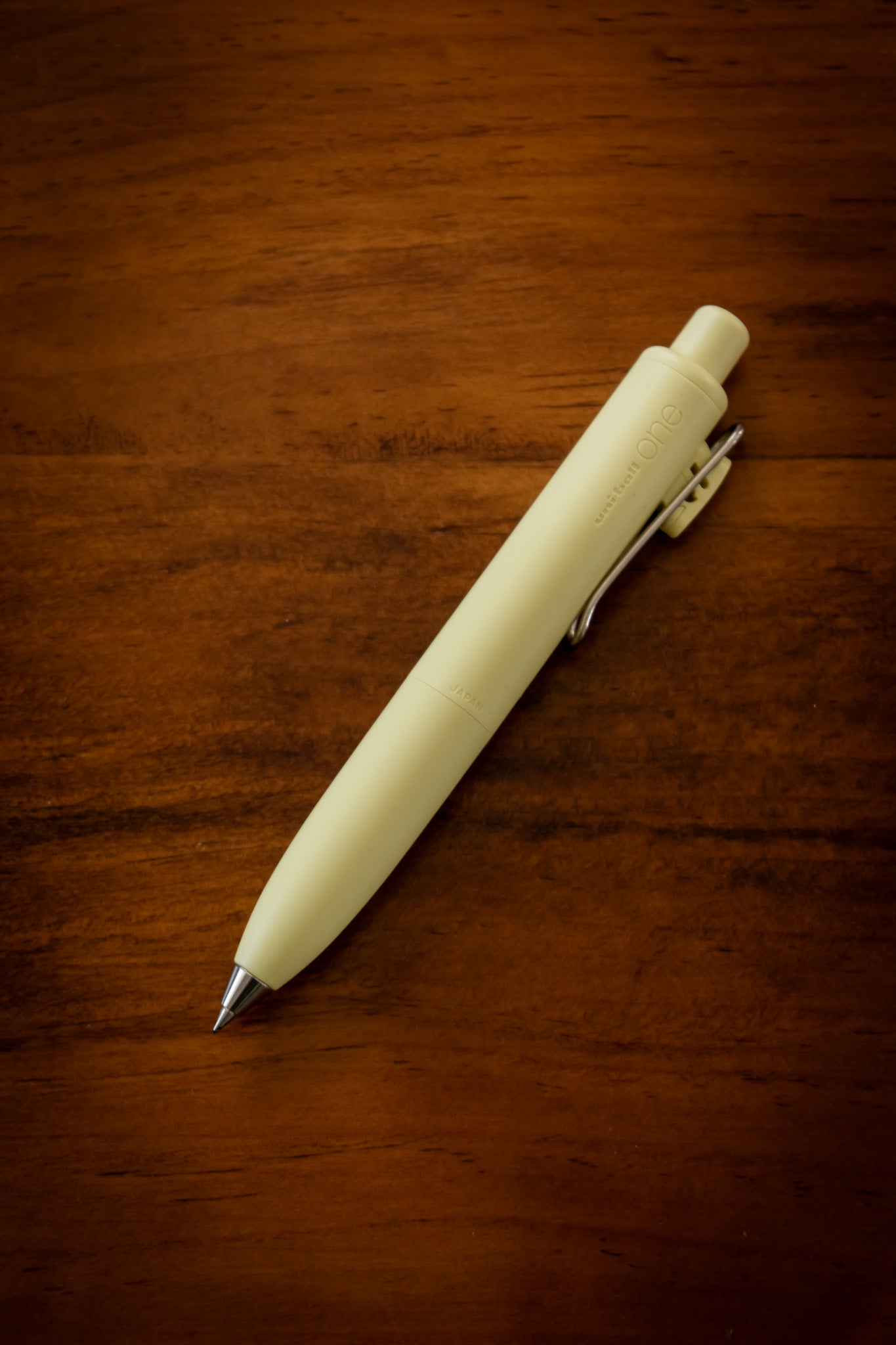 Gel Pen Uni-ball ONE - Banana