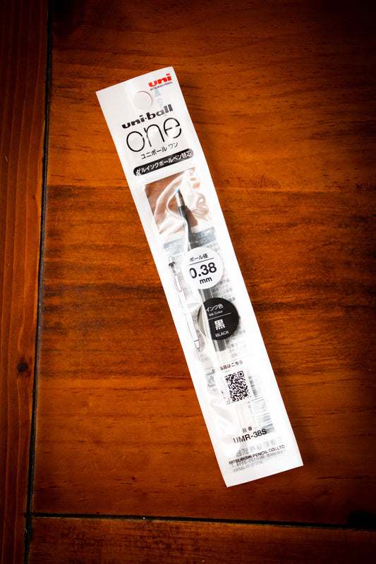 Uni-ball ONE Refil - Black 0.38mm