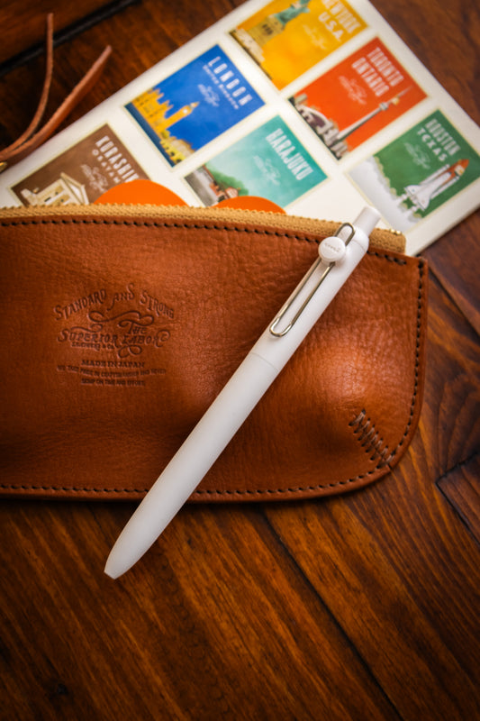 Uni-Ball Zento - Ivory 0.7mm