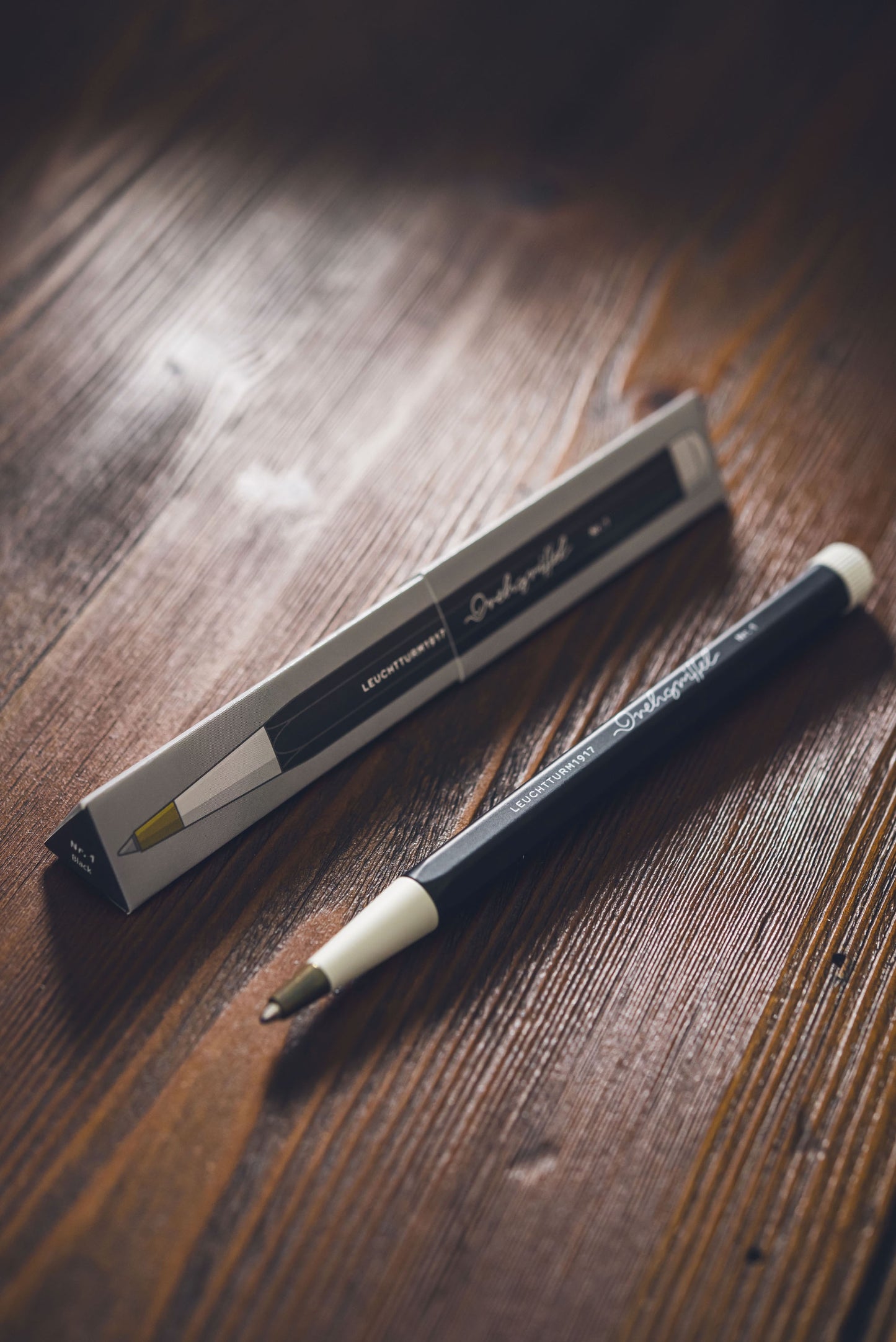 Drehgriffel Nr. 1 - Black