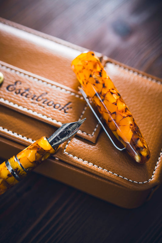 Estie - Honeycomb Chrome