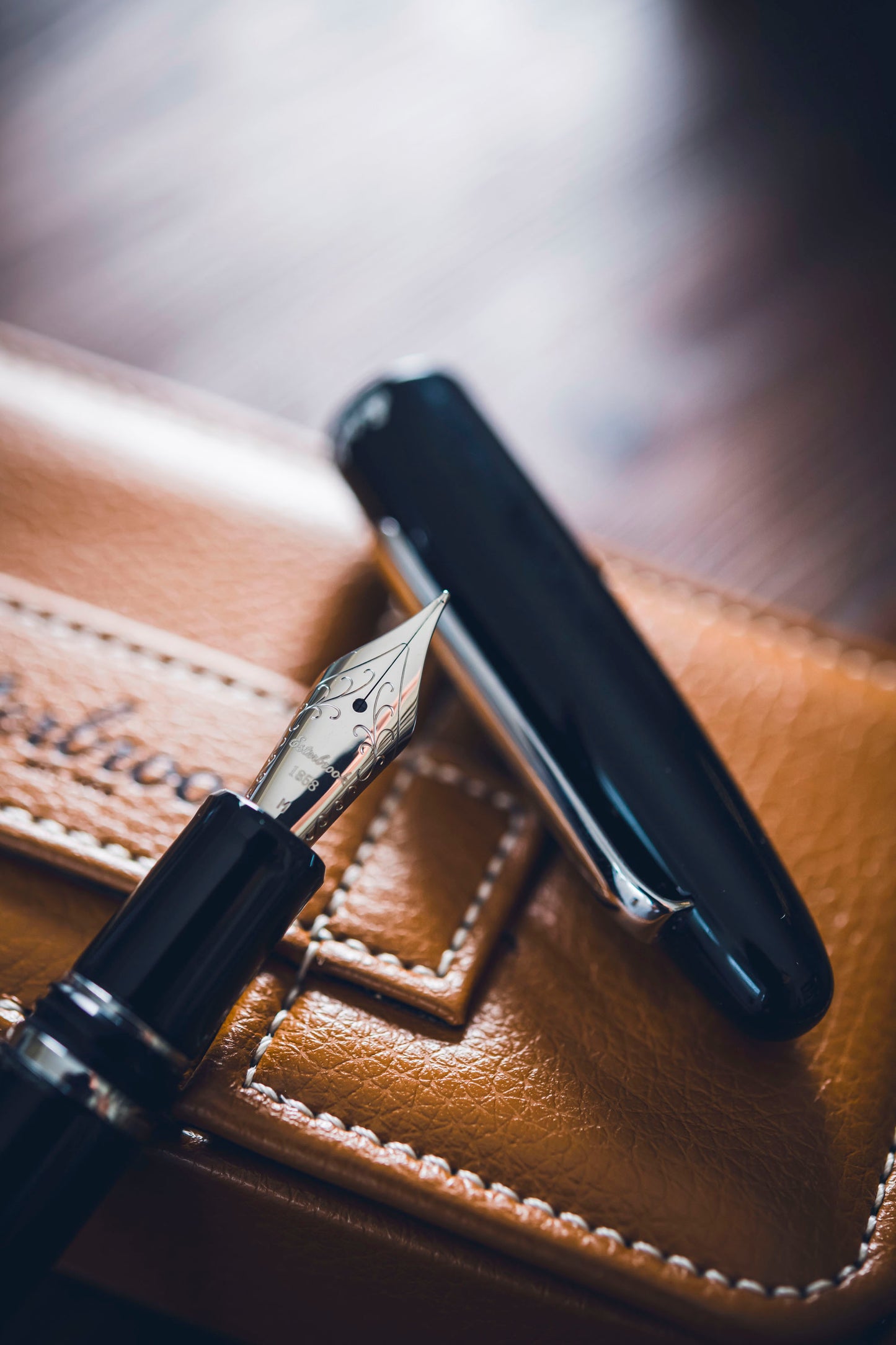 Estie Ebony - Chrome Trim