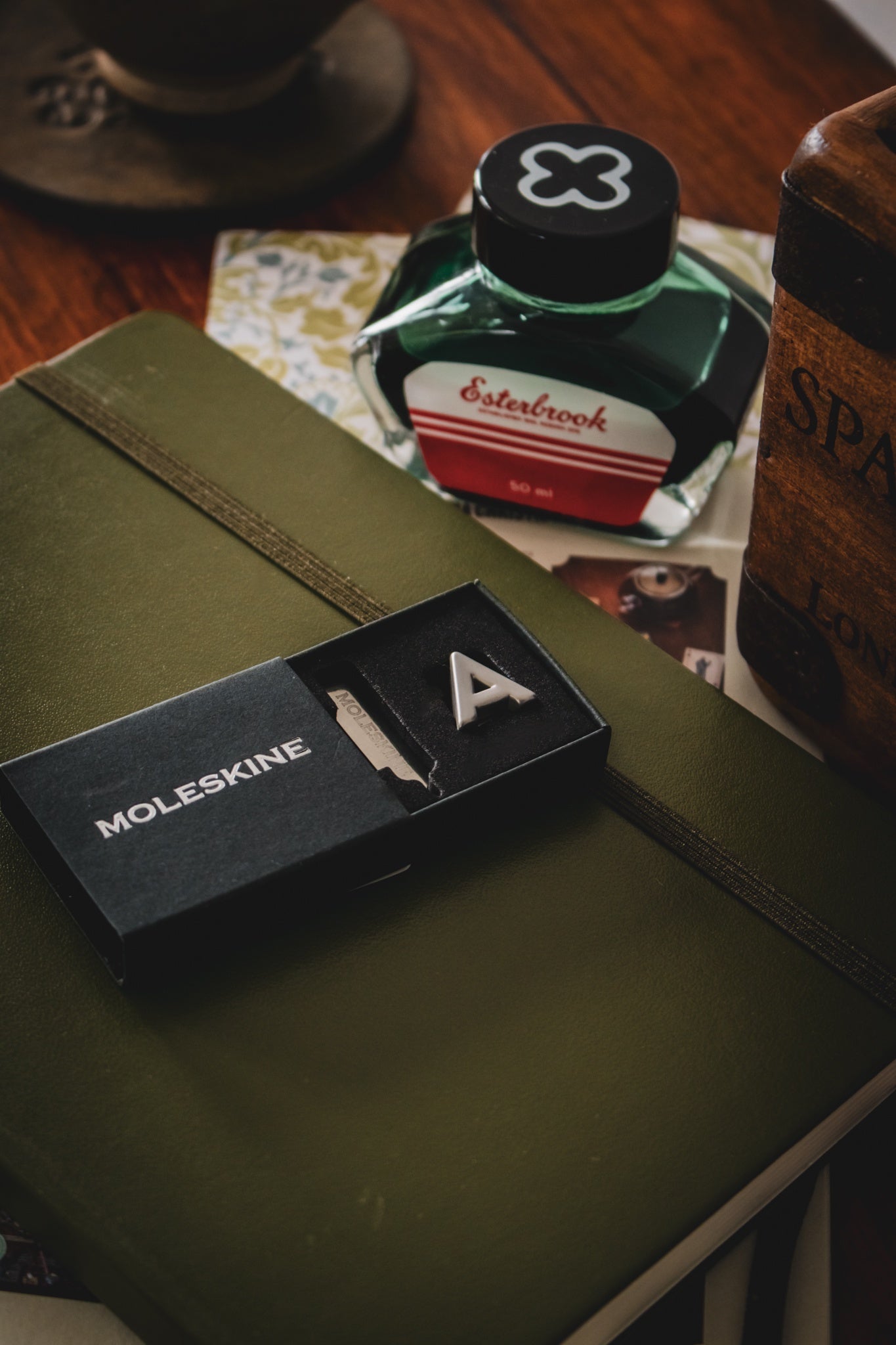 Moleskine Pins A Silver