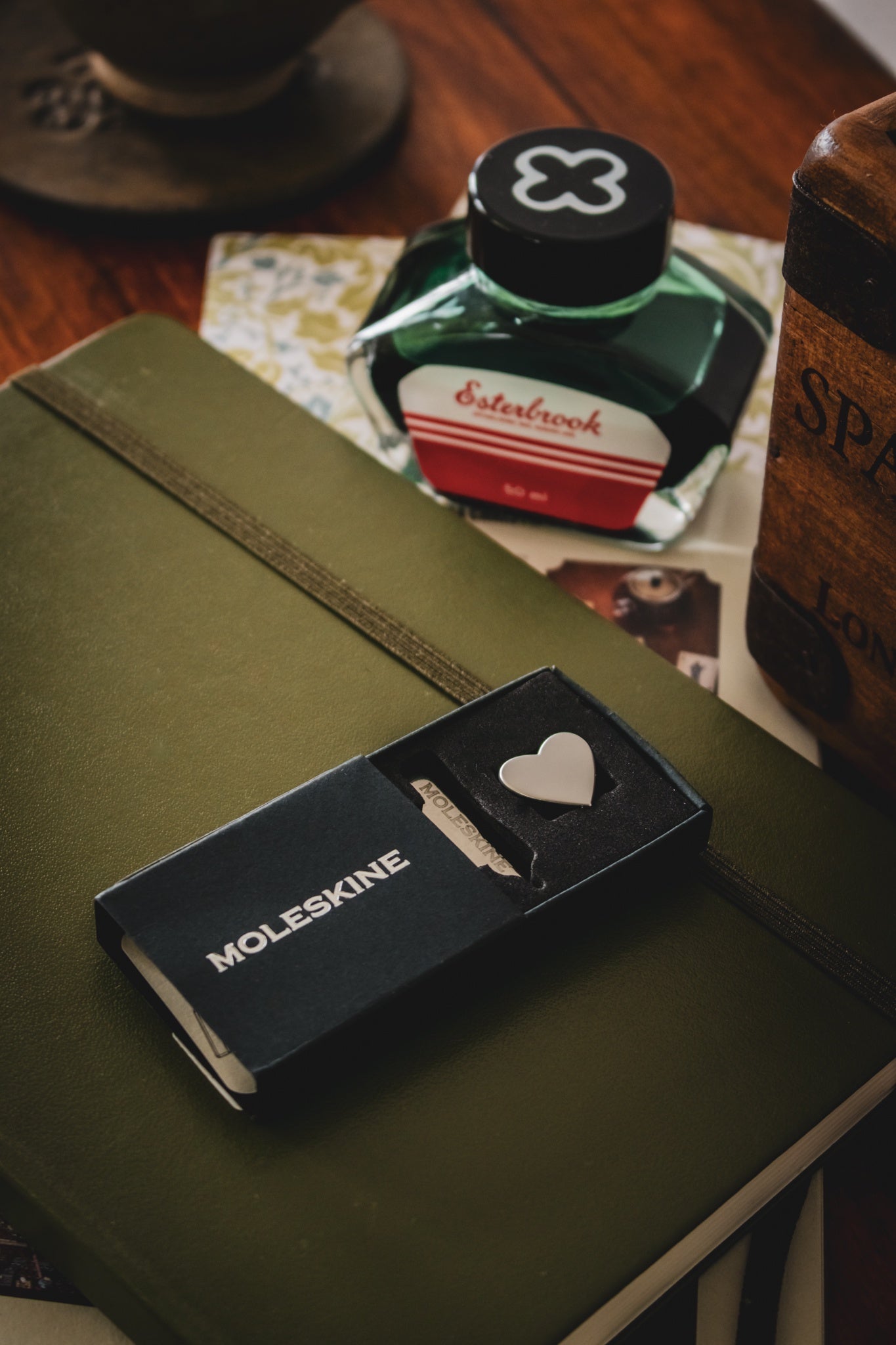 Moleskine Pins Heart Silver