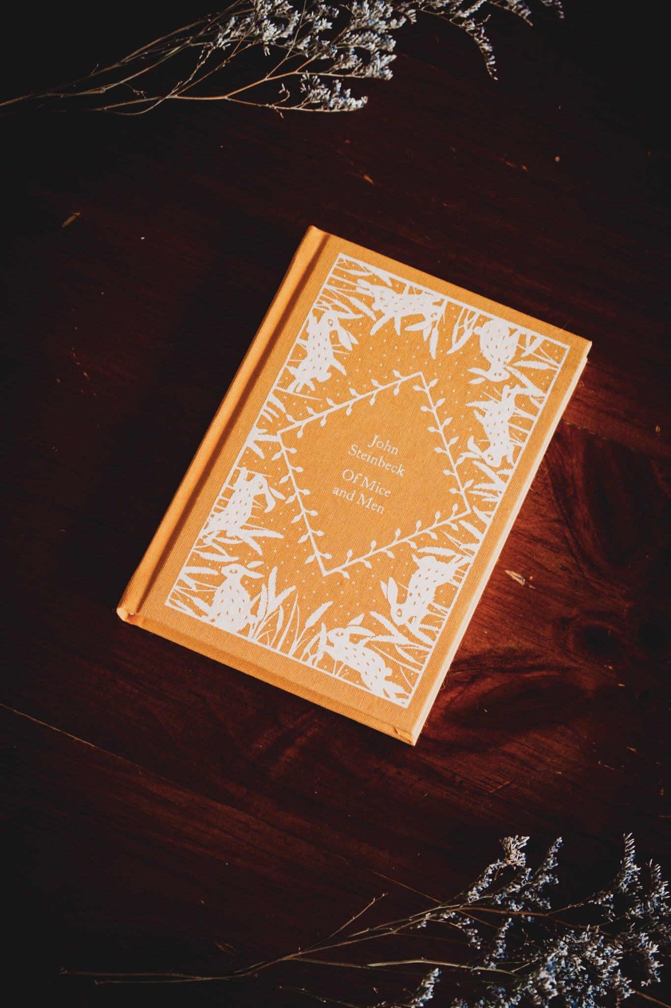 Of Mice and Men (Clothbound)