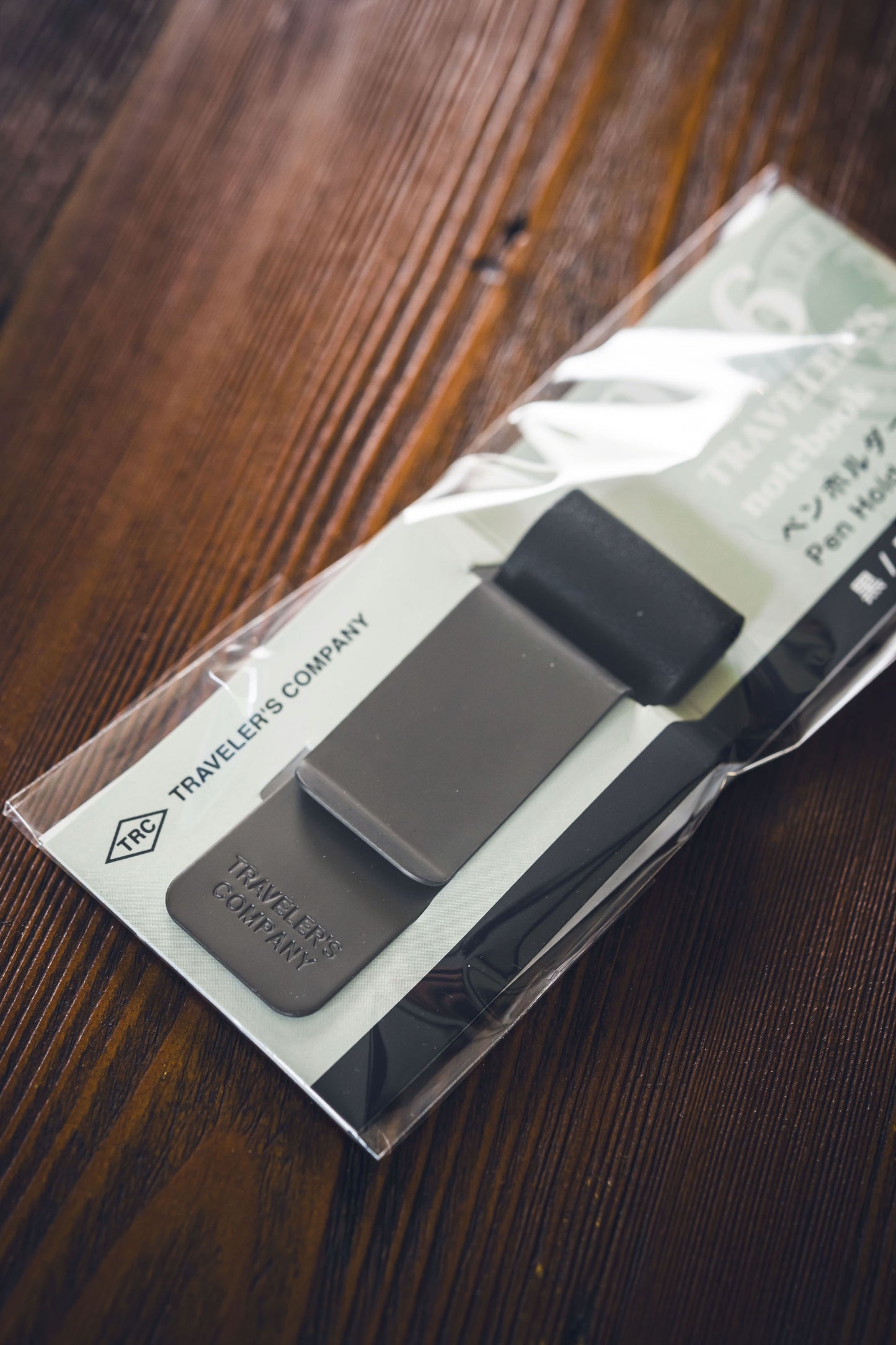 016 TRAVELER'S Leather Pen Holder - Black