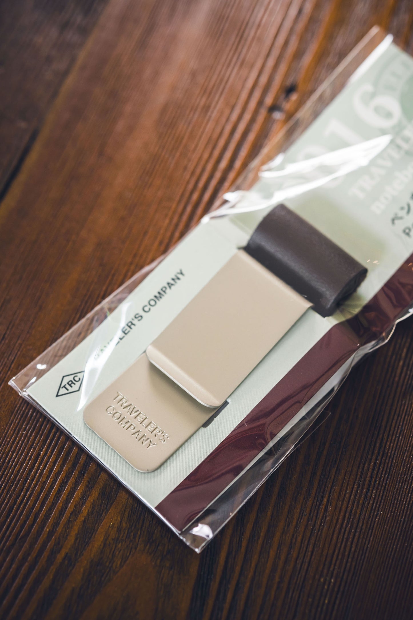 016 TRAVELER'S Leather Pen Holder - Brown